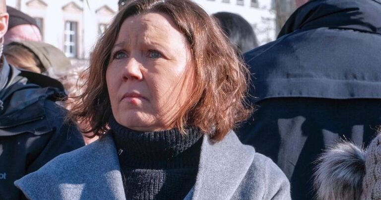 Poznaj Iwonę Morawiecką: tajemnice życia żony Premiera Morawieckiego