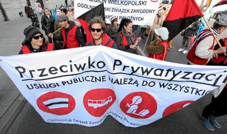 Prywatyzacja w Polsce: Jakie firmy sprzedał PiS i co warto o tym wiedzieć?