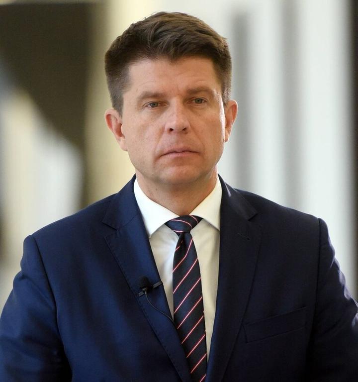 Kontrowersje medialne wokół Petru