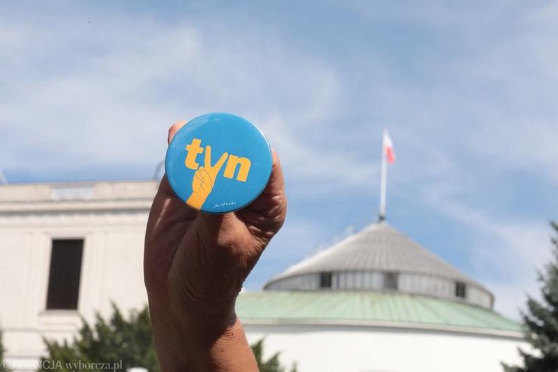 Protesty społeczne przeciw lex TVN