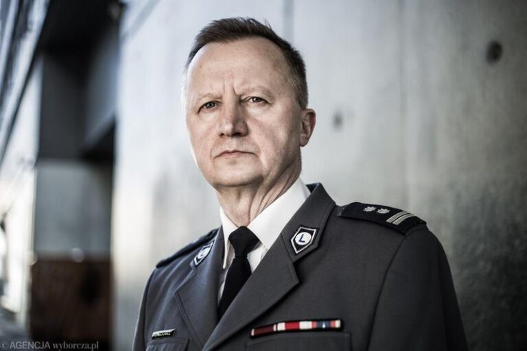 Czy dezubekizacja obejmie także służbę więzienną? Oto, co powinieneś wiedzieć!