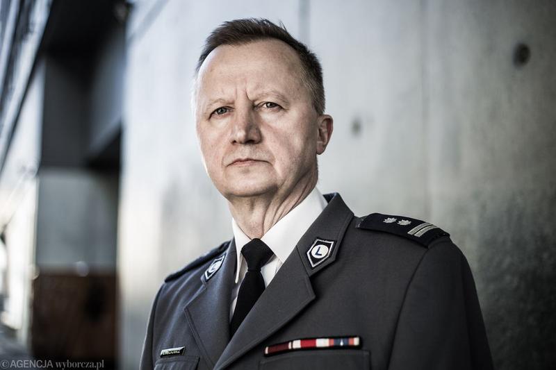 Czy dezubekizacja obejmie także służbę więzienną? Oto, co powinieneś wiedzieć!