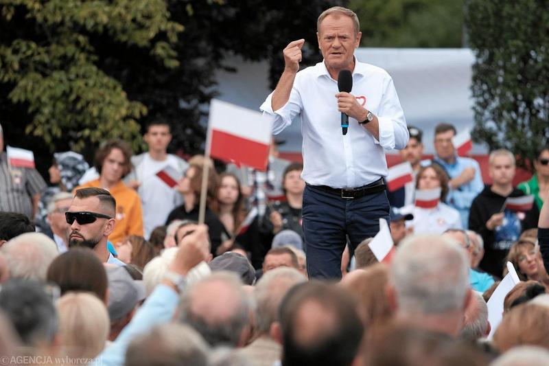 Gdzie się podział Donald Tusk? Oto, co robi i gdzie można go znaleźć