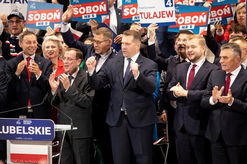 Wybory PiS: Kiedy poznamy kluczowe daty i kandydata na prezydenta?