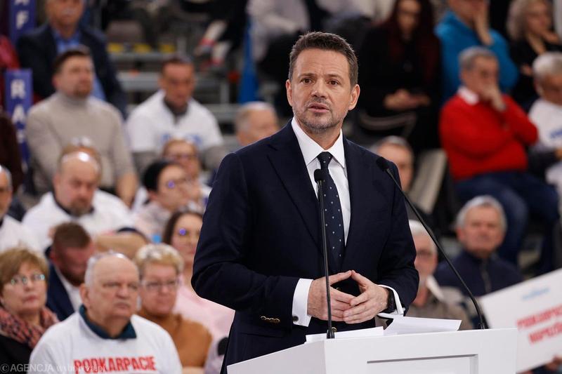 Zaskakujące kontrowersje: Czy matka Trzaskowskiego miała związki z SB?