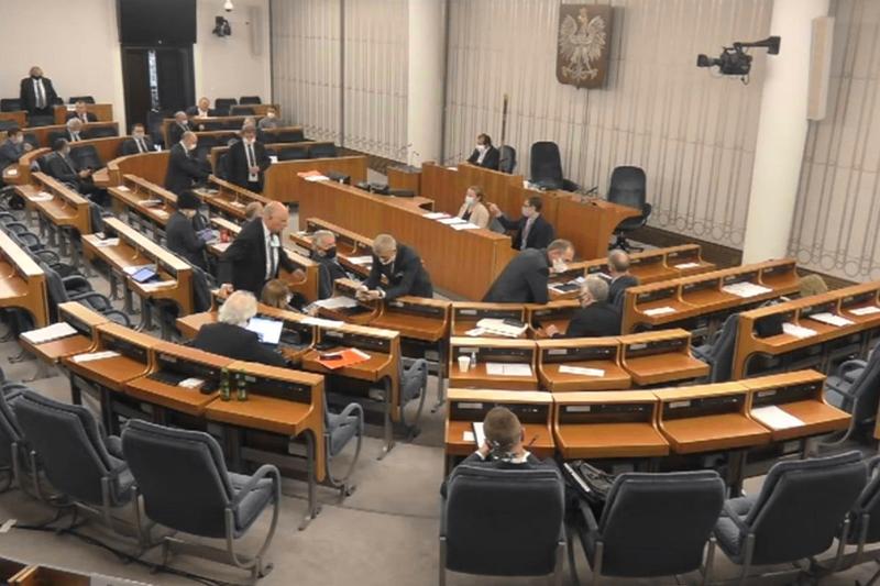 Analiza systemu wyborczego i faworyzowanie partii