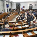 Kiedy odbywa się posiedzenie Senatu? Poznaj daty i szczegóły najbliższych sesji