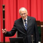 Marszałkowie w akcji: Kto stoi na czołowej pozycji w sejmie i senacie?