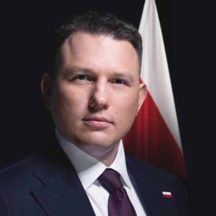Jaką firmę prowadzi Sławomir Mentzen? Odkryj sekrety jego pubu i kancelarii