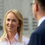 Kim jest żona Hołowni? Odkryj zaskakujące fakty o Urszuli Brzezińskiej