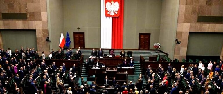 Sejm odrzuca poprawki Senatu: co to oznacza dla najbliższej przyszłości?