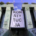 Jakie konsekwencje niesie za sobą propozycja zmian w konstytucji PiS?