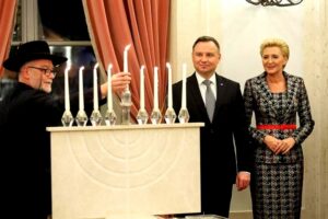 Świece chanukowe w sejmie – odkryj ich głębokie znaczenie dla współczesnej Polski