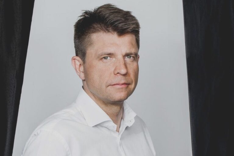 Zaskakujące szczegóły o życiu Ryszarda Petru: gdzie tak naprawdę mieszka?