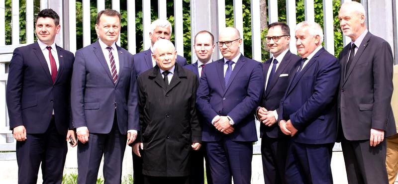Jak wygląda życie Jarosława Kaczyńskiego? Odkrywamy sekrety jego rezydencji