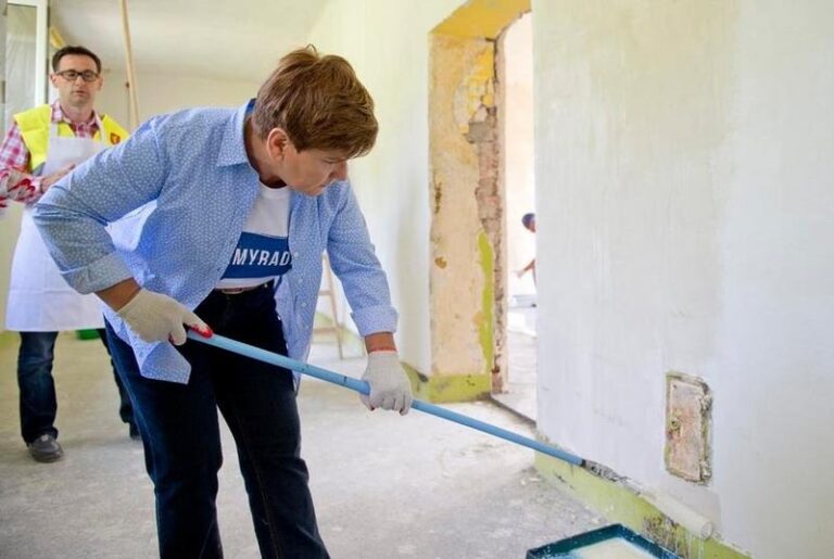 Obajtek i Szydło: Jakie są prawdziwe więzi między nimi?