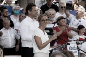 Żona Trzaskowskiego – jej rola w społeczeństwie i działania, które inspirują