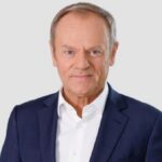 Donald Tusk: czy jest katolikiem i jak wiara wpływa na politykę?