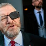 Grzegorz Braun: Ile lat ma, a także zaskakujące fakty o jego życiu