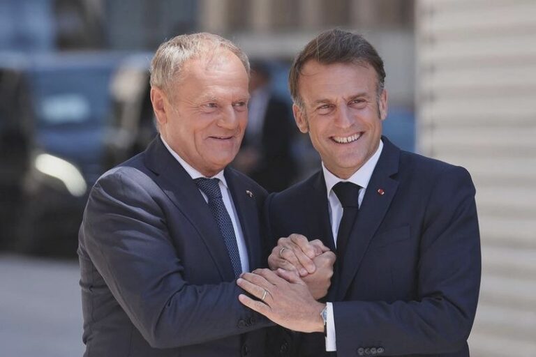 Ile lat ma prezydent Francji Macron i zaskakujące fakty, które warto znać