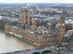 Kto tak naprawdę rządzi w Anglii i jak działa władza w UK, której nie znasz