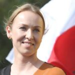 Urszula Brzezińska: Kim jest żona Hołowni i jakie skarby kryje jej biografia?