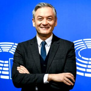 Biedroń — przynależność partyjna lidera Nowej Lewicy
