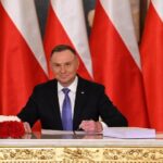 Ile dni ma prezydent na podpisanie ustawy? Terminy i wyjątki