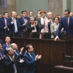 Kiedy rządził PiS? Najważniejsze daty, decyzje i skutki dla Polski
