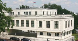 Senat – co to jest i jak działa w Polsce? Rola, kompetencje i wybory