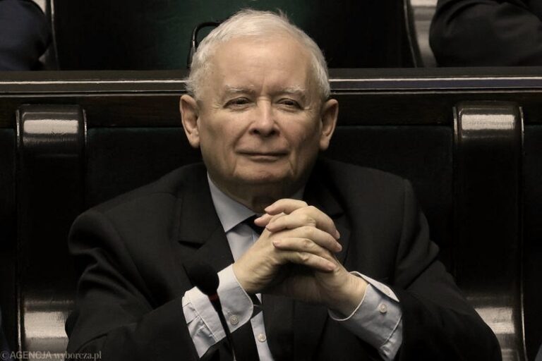 Czy Jarosław Kaczyński jest prawiczkiem? Fakty i plotki o jego życiu osobistym