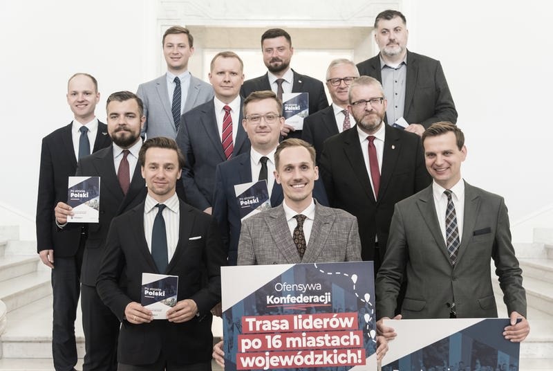 Jak zostać politykiem Konfederacji bez typowych błędów? Praktyczne wskazówki