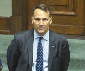 Radosław Sikorski co robi? Najważniejsze działania ministra spraw zagranicznych