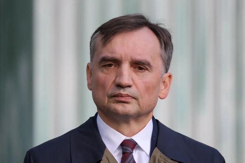 Zbigniew Ziobro – z jaką partią jest związany? analiza politycznych powiązań