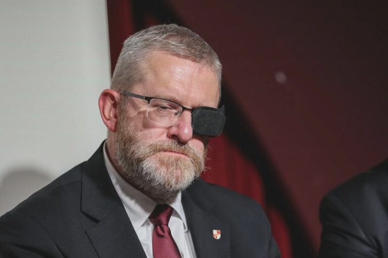 Grzegorz Braun: kto tu rządzi? 25 lat władzy w Polsce pod lupą