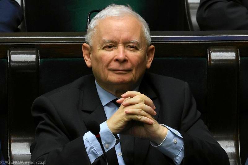 Języki obce Jarosława Kaczyńskiego – które zna i czy wpłynęły na jego karierę?