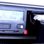 Ustawa o systemie tachografów cyfrowych – obowiązki i kary dla firm i kierowców